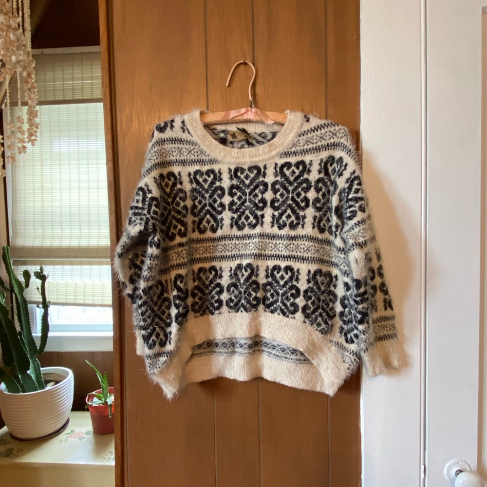 Eyelash sweater